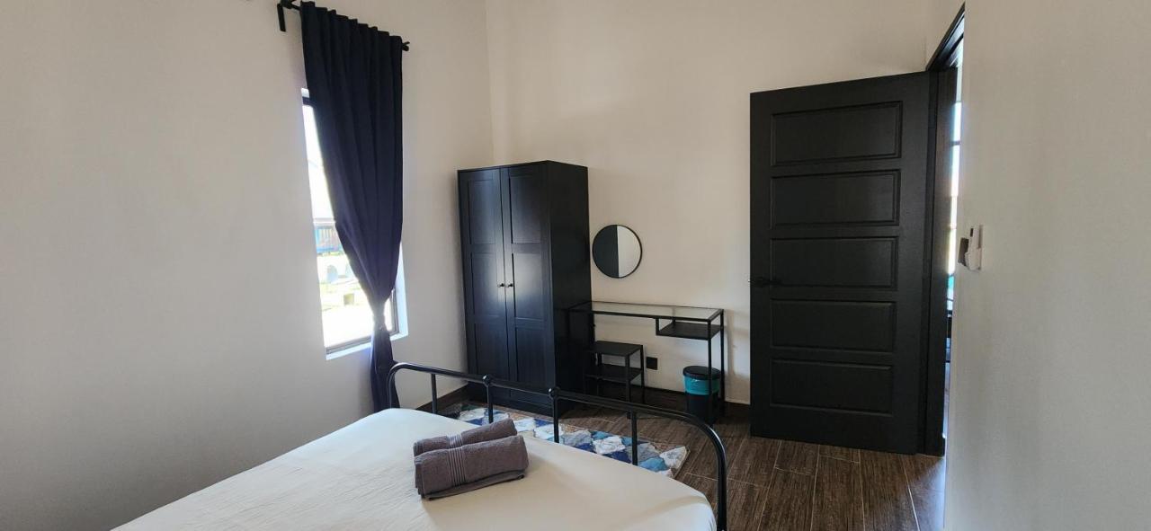 Kamalia Villas Kampung Penarik Esterno foto