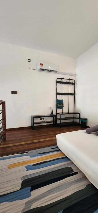 Kamalia Villas Kampung Penarik Esterno foto