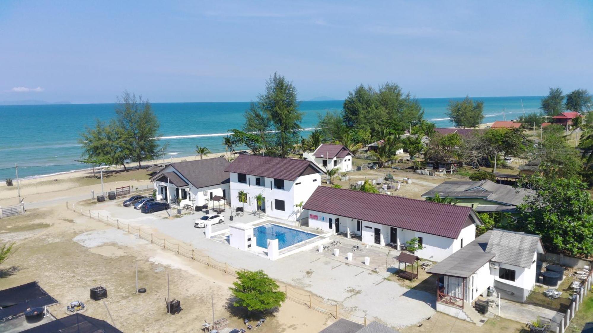 Kamalia Villas Kampung Penarik Esterno foto
