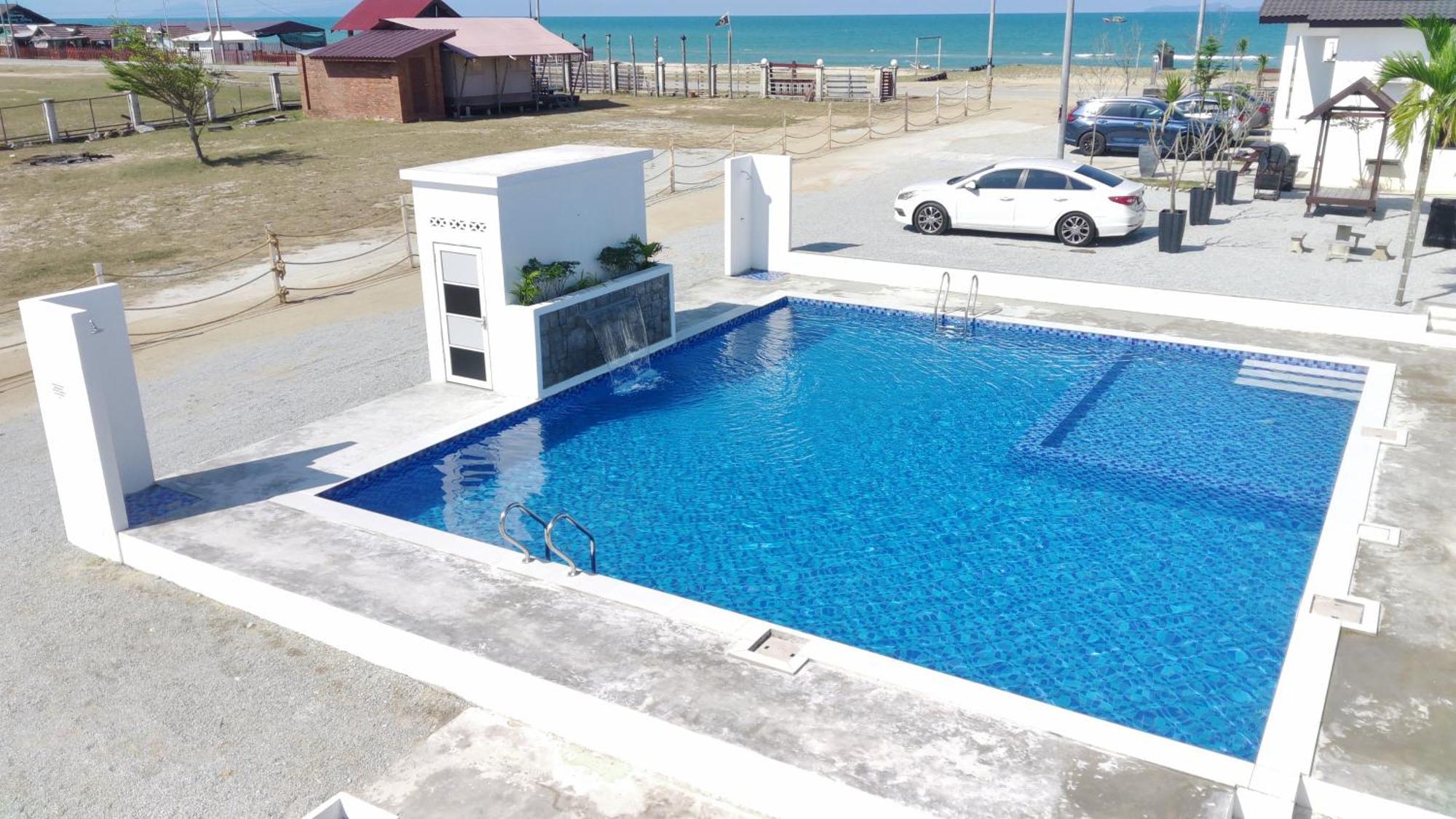 Kamalia Villas Kampung Penarik Esterno foto